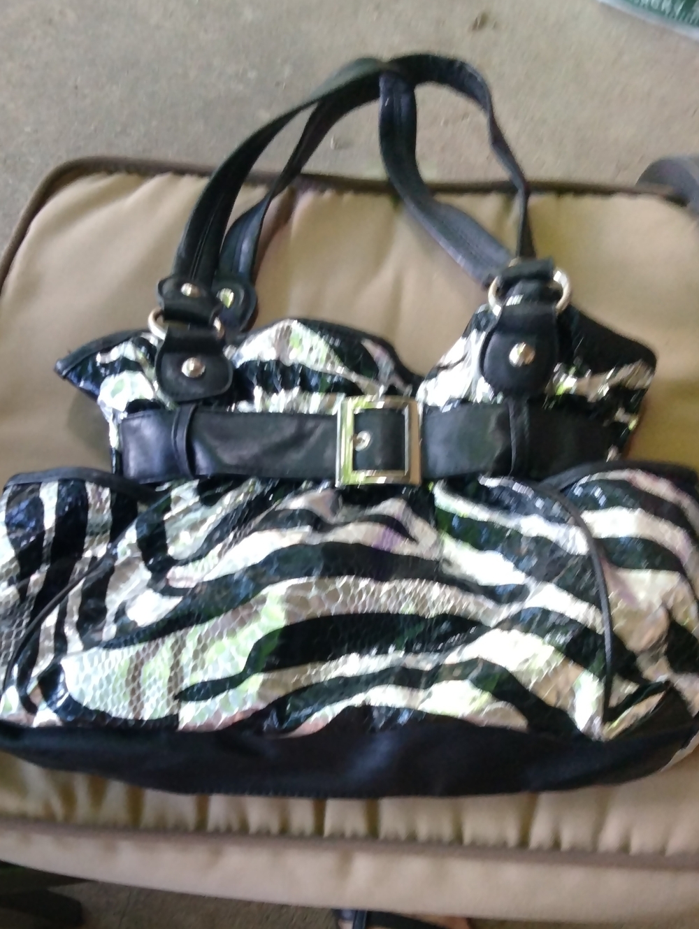 VTG NWOT Chateau Black and Silver Zebra-Print Shoulder Bag